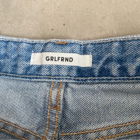 GRLFRND Distressed Helena high rise denim Shorts kiki size 26 - Picture 7 of 10